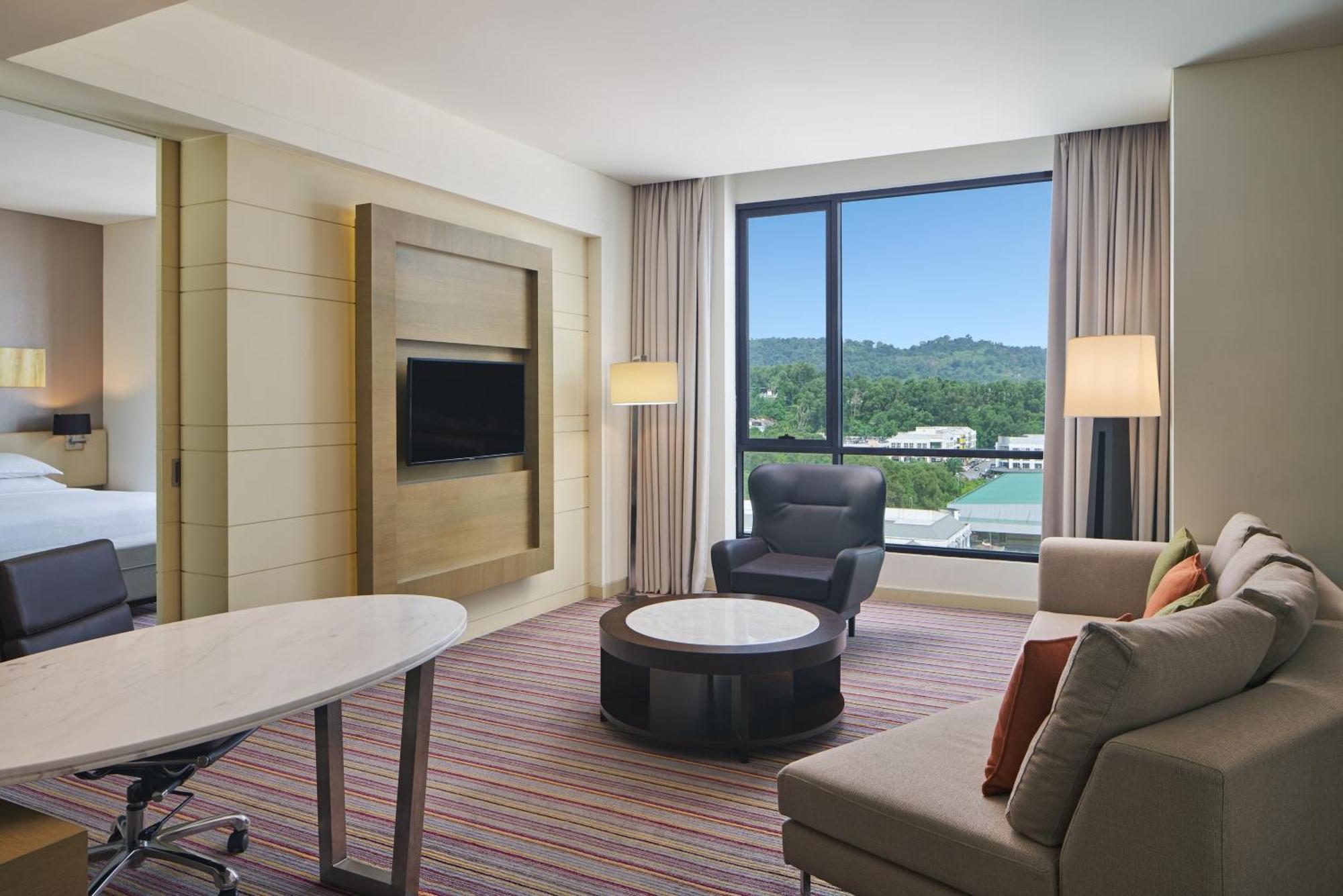 Four Points By Sheraton Hotel