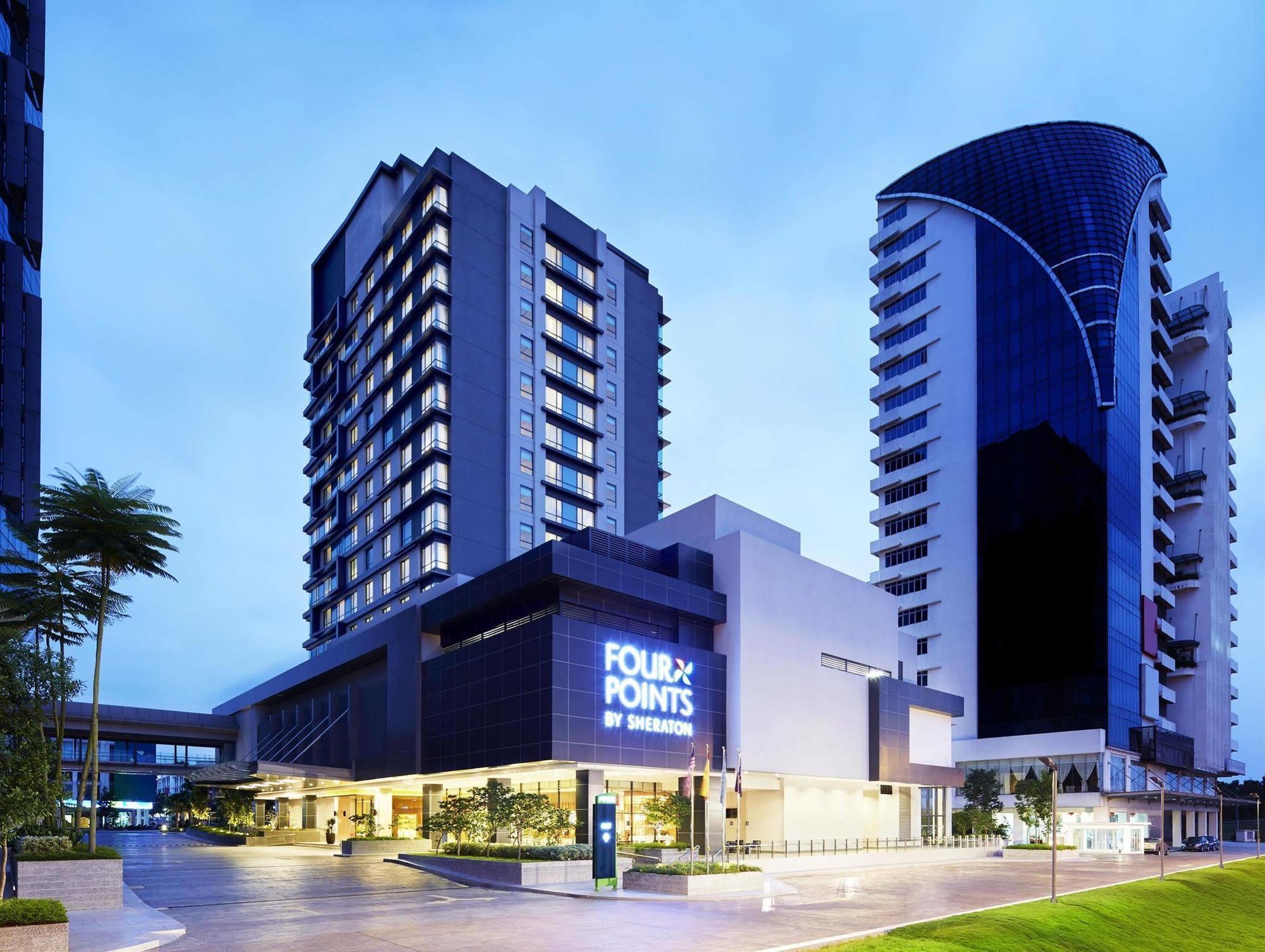 Four Points By Sheraton Hotel 4*